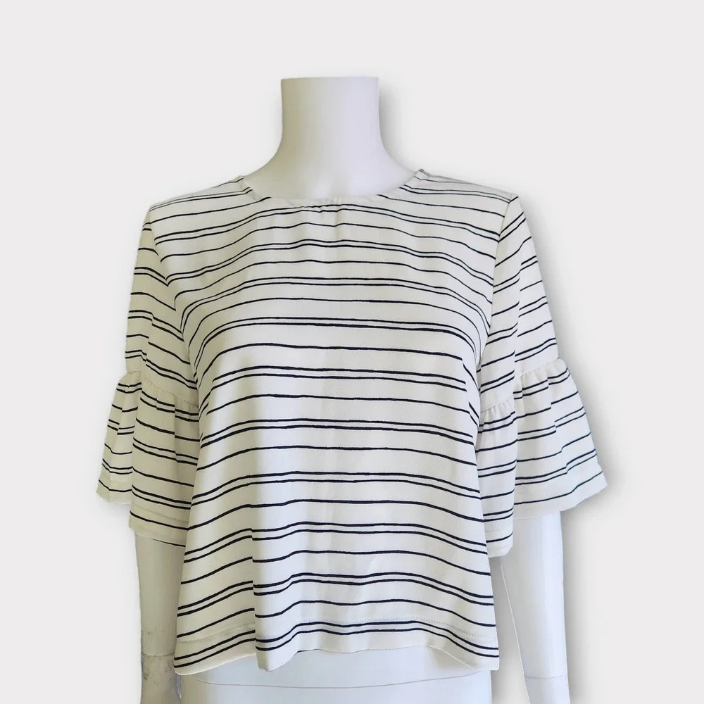 NWT Who What Wear Striped Bell Sleeve Top Size L